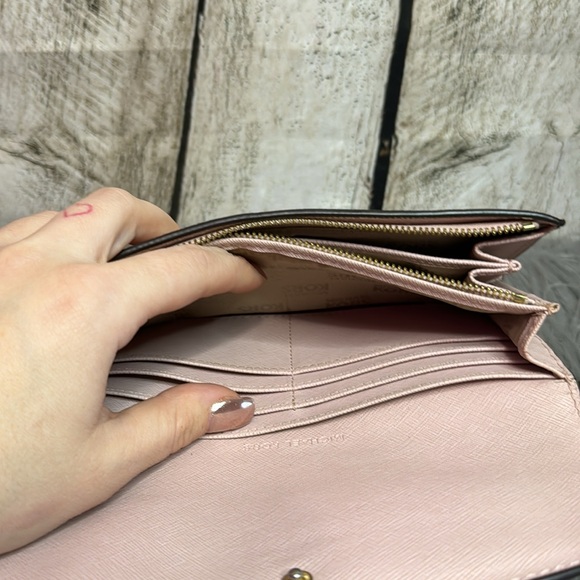 MICHAEL KORS - Wallet - Picture 14 of 15